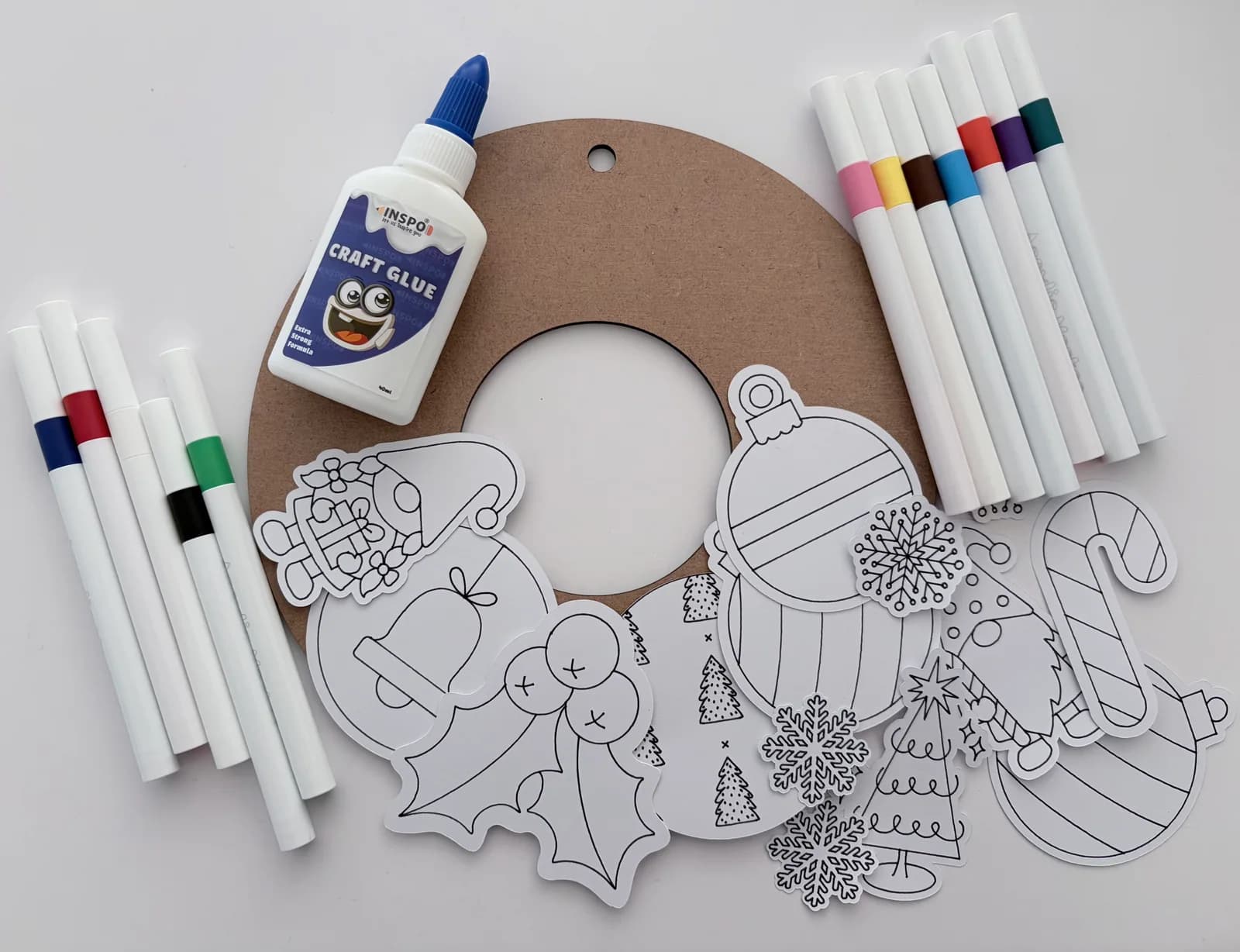 Traditional Christmas Wreath handmade by Crafty Doodle